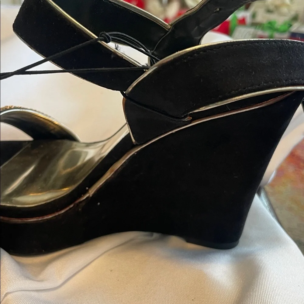 Sbicca Black and Gold Studded Sandals